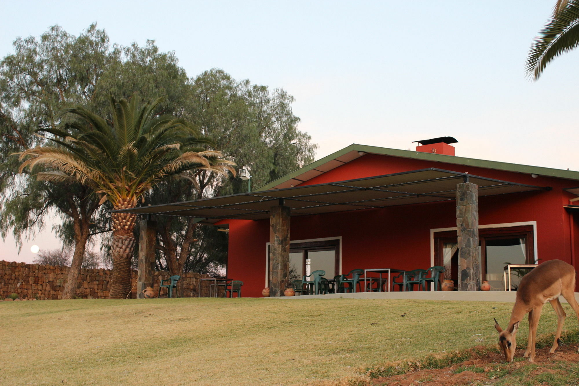 Falena Auas Safari Lodge מראה חיצוני תמונה